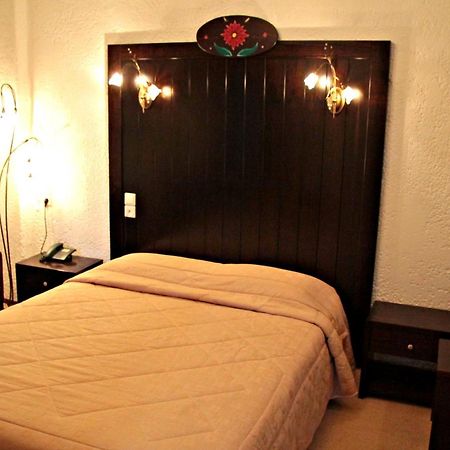 Hotel Taxiarches Аристи Экстерьер фото