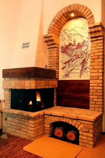 Hotel Taxiarches Аристи Экстерьер фото