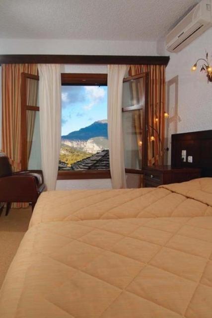 Hotel Taxiarches Аристи Экстерьер фото