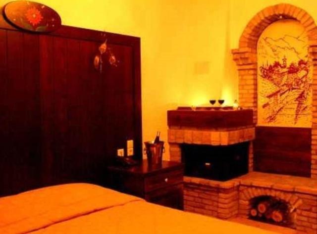 Hotel Taxiarches Аристи Экстерьер фото